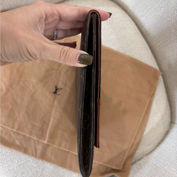 Authentic Louis Vuitton Vintage 1980s Jena clutch monogram - Picture 11 of 12